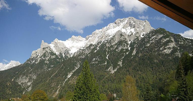 Gaestehaus Kurparkfrieden Mittenwald Exterior photo